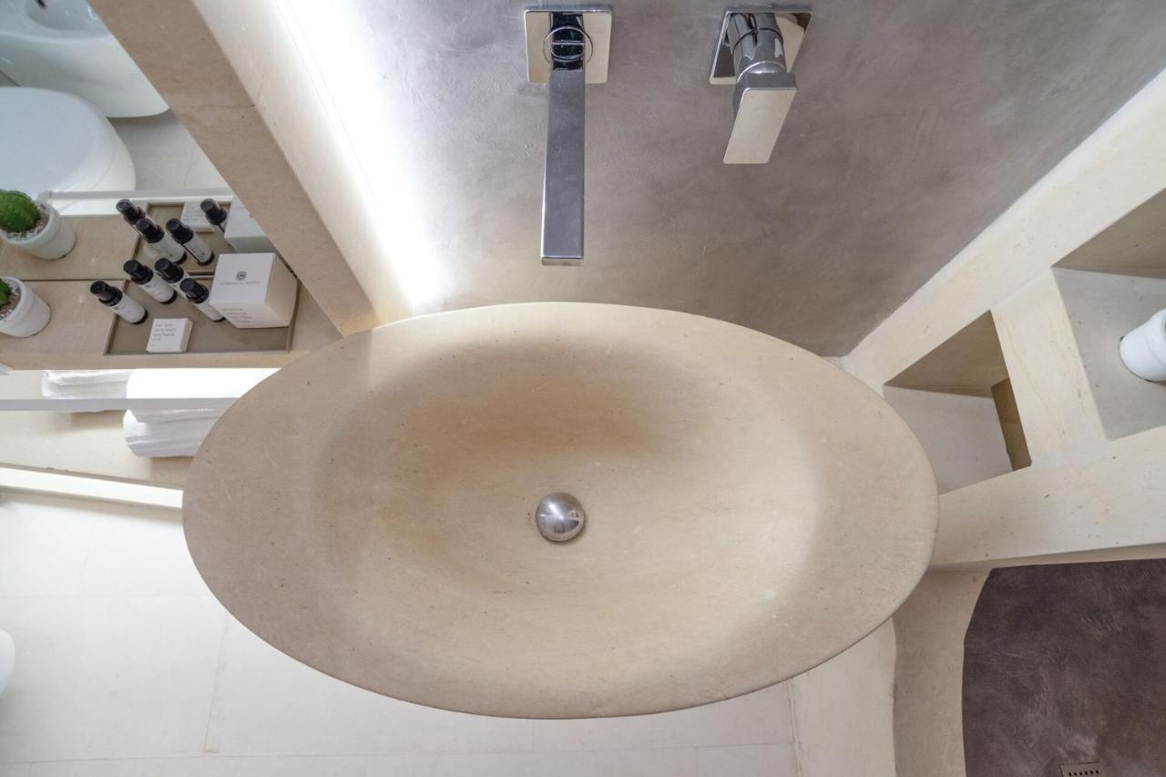 Palazzo Vico Bianco Raro Villas Homes Collection Ostuni Dış mekan fotoğraf